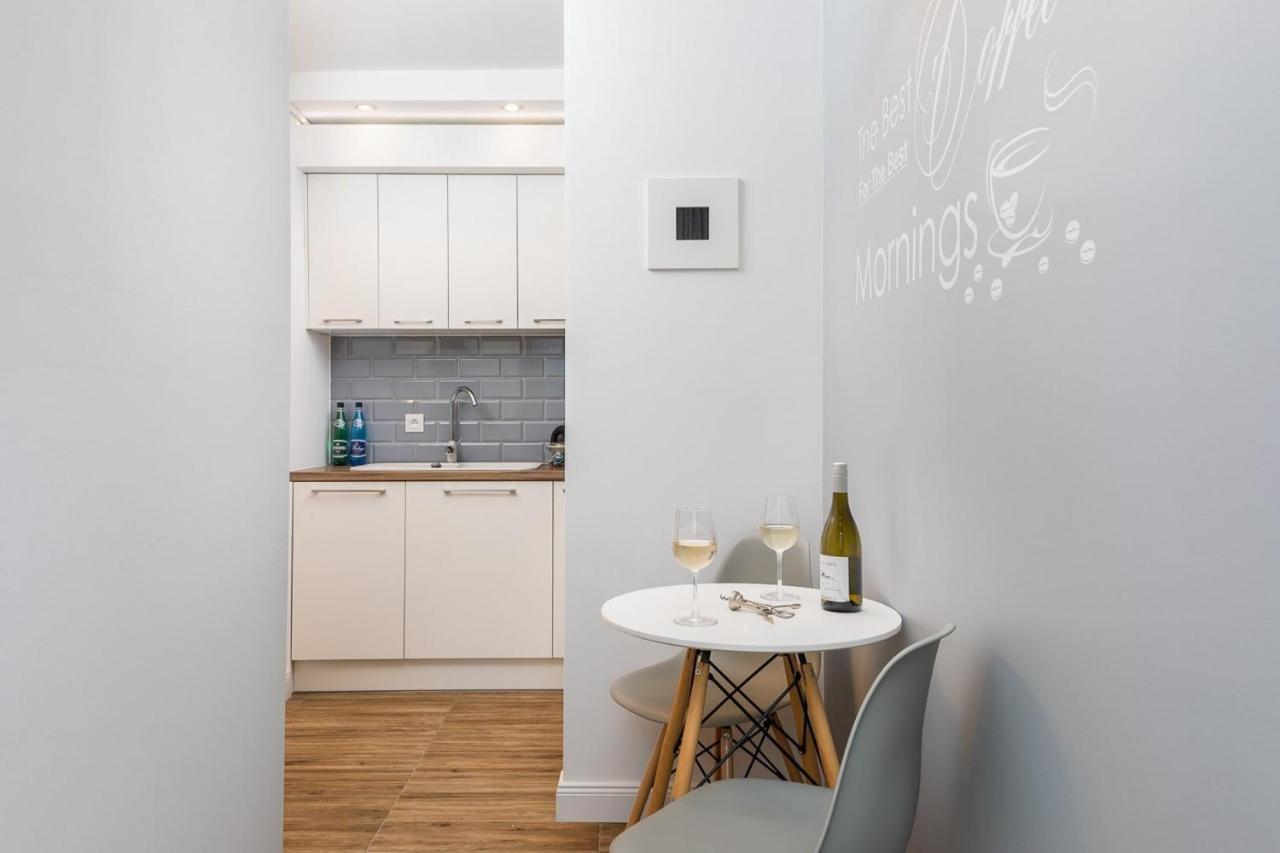 Rent Like Home - Zlota 65 II Varsovia Exterior foto